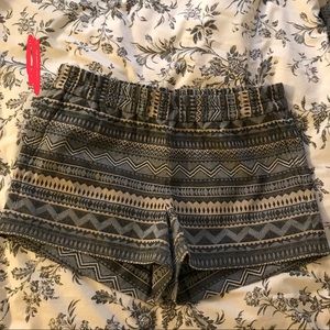 1. Jcrew Aztec print elastic band shorts, size 8